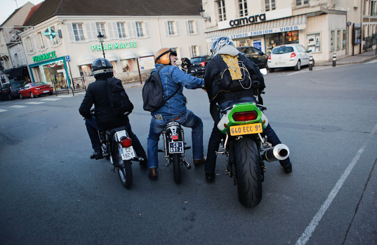 141122 défilé motos anciennes